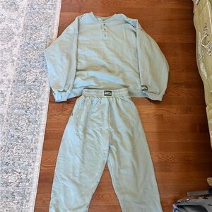 Daily drills green Henley top and jogger set!